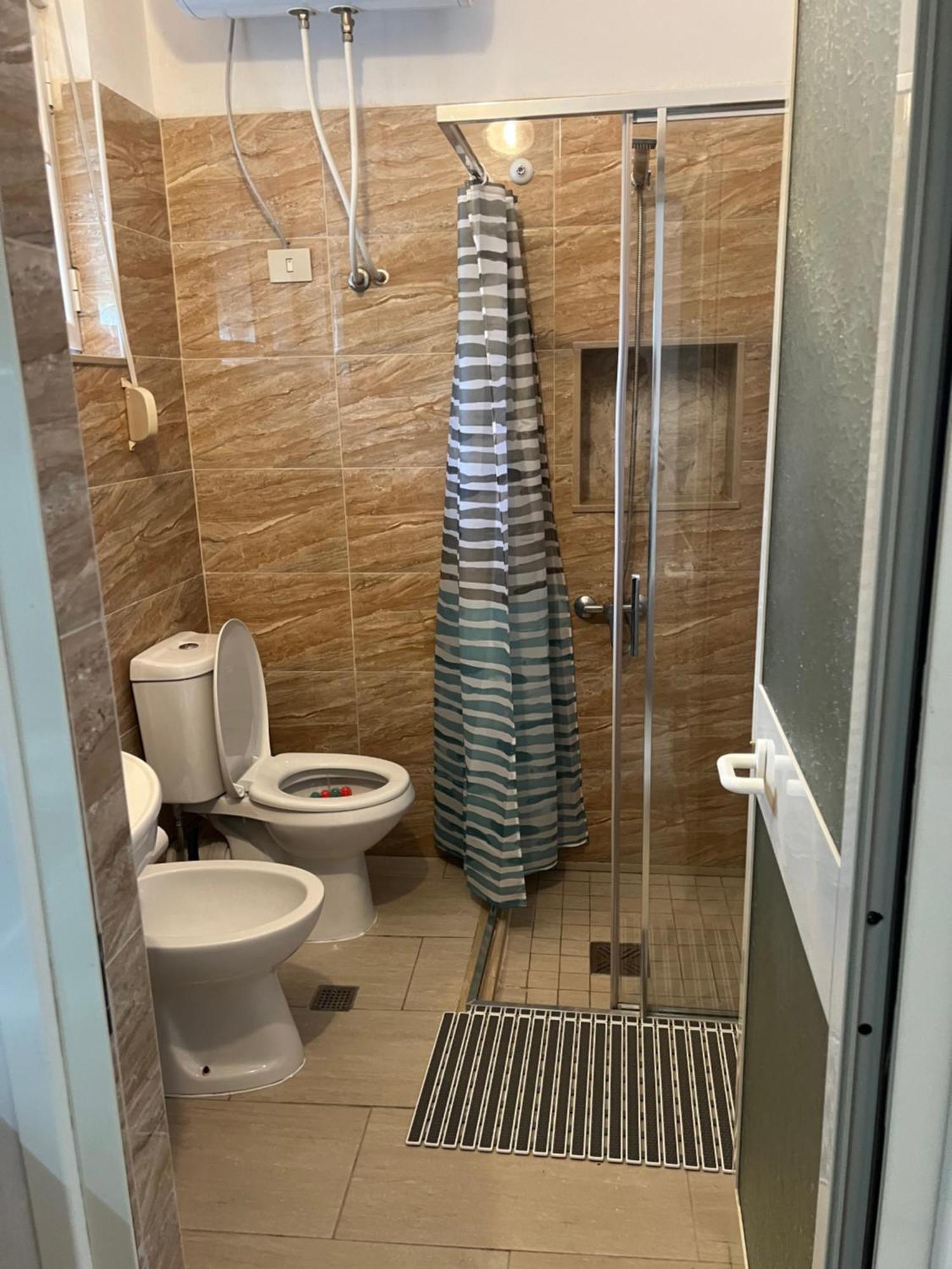 Villa Roel 1 Apartments Nr 88 Vlore Ngoại thất bức ảnh